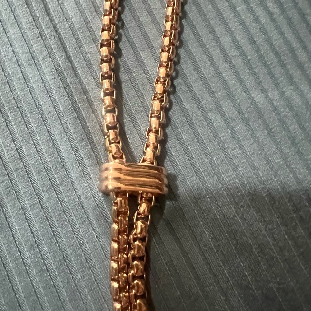 White House Black Market Rose Gold Lariat Necklace - Picture 4 of 7